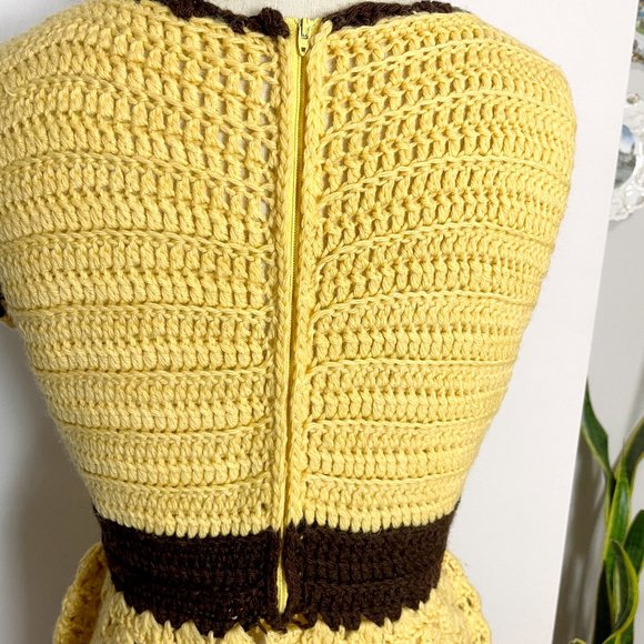 Gold and brown crocheted sleeveless mini dress - size medium - Picture 6 of 9